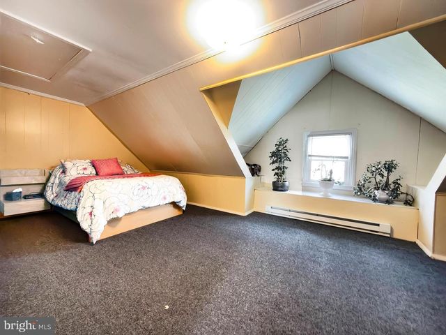 118 ELM DR, Lansdale, PA 19446