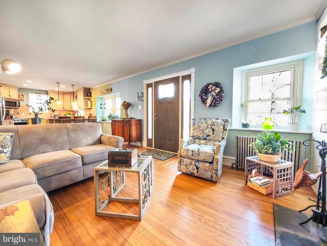 118 ELM DR, Lansdale, PA 19446