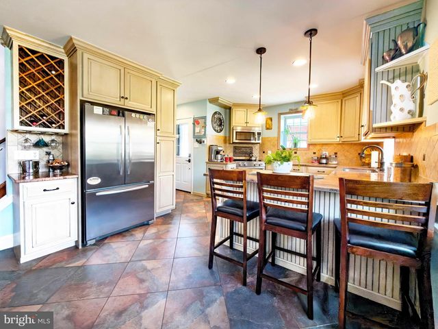 118 ELM DR, Lansdale, PA 19446