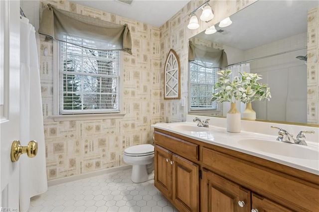 117 Manassas LOOP, Yorktown, VA 23693