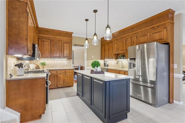 117 Manassas LOOP, Yorktown, VA 23693