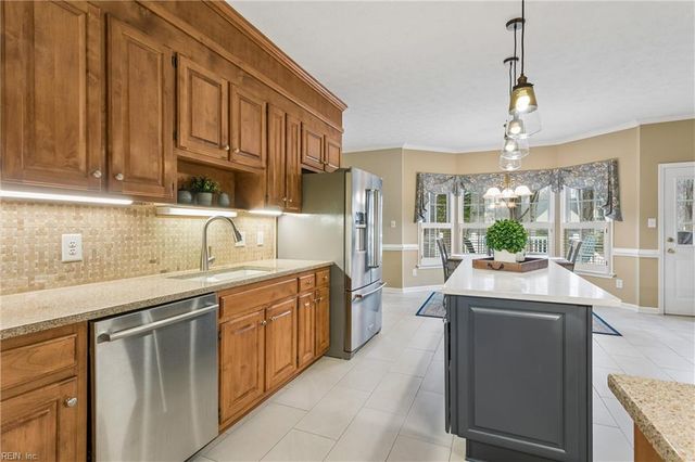 117 Manassas LOOP, Yorktown, VA 23693