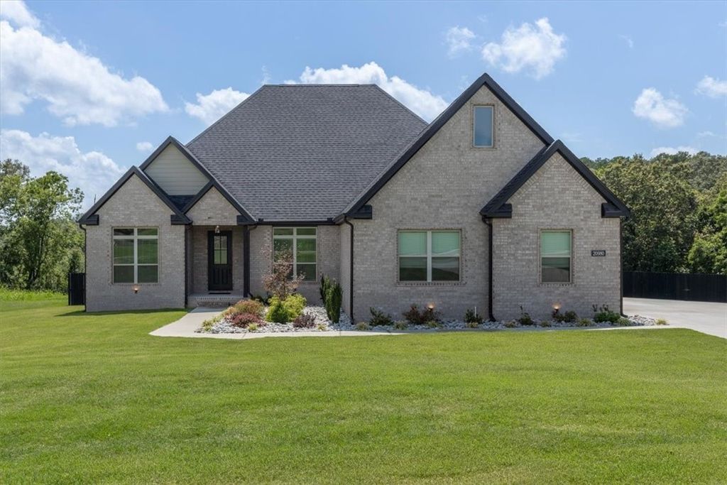 20980 Double Tree Xing, Springdale, AR 72762