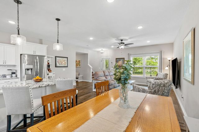 3006 Hemingway Drive, Chaska, MN 55318