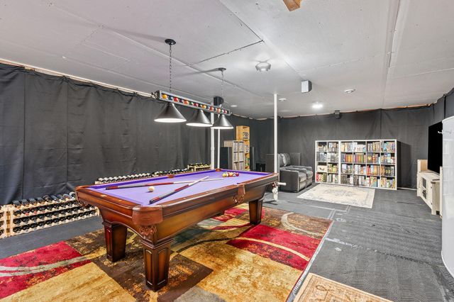 3006 Hemingway Drive, Chaska, MN 55318