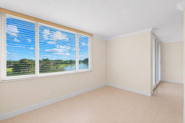 9470 Live Oak Place 409, Davie, FL 33324