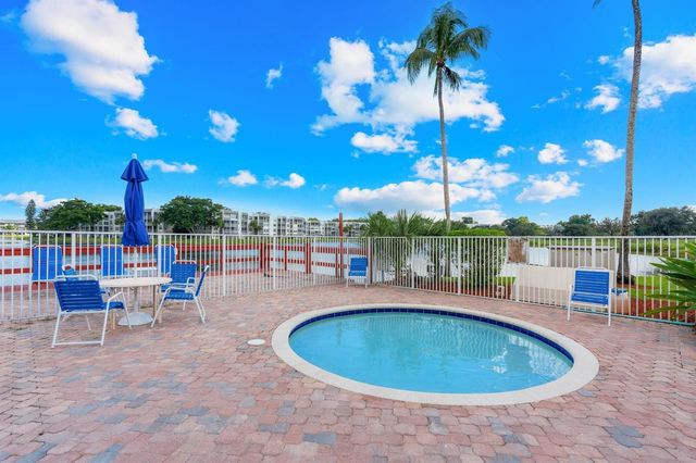 9470 Live Oak Place 409, Davie, FL 33324