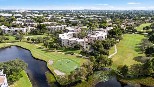 9470 Live Oak Place 409, Davie, FL 33324