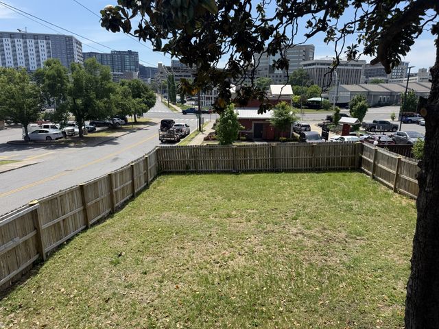 1813 Pearl St, Nashville, TN 37203