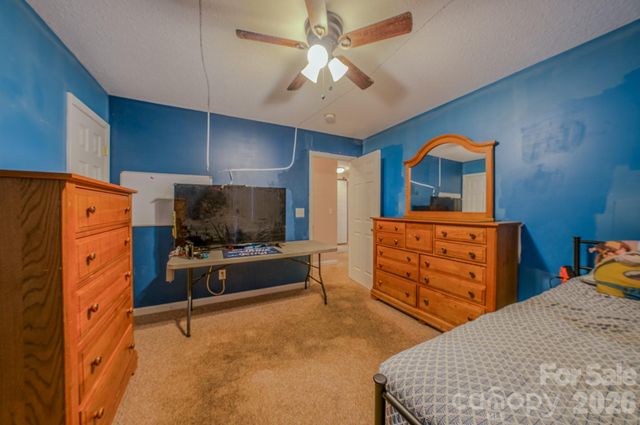 303 Theron Court, Candler, NC 28715