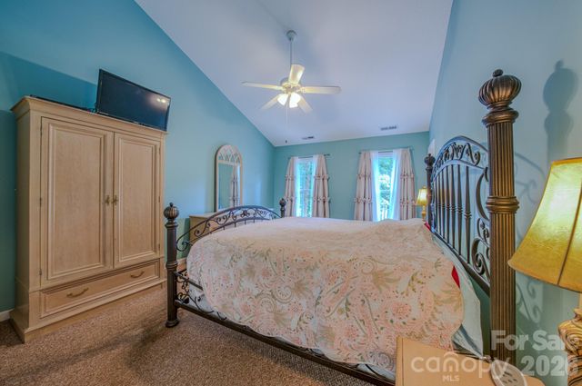 303 Theron Court, Candler, NC 28715