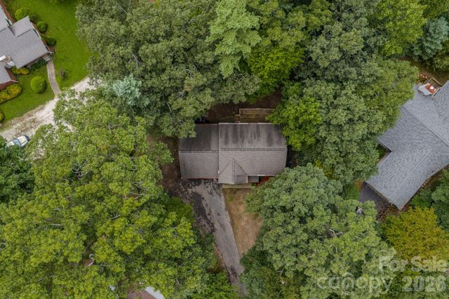 303 Theron Court, Candler, NC 28715