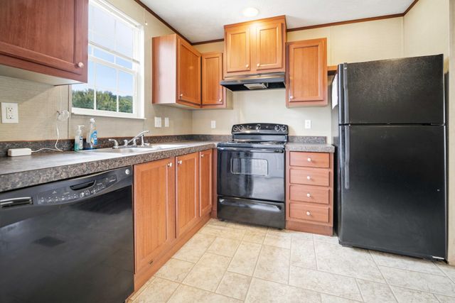 23 Astor Lane, Crab Orchard, KY 40419