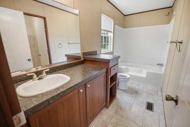 23 Astor Lane, Crab Orchard, KY 40419