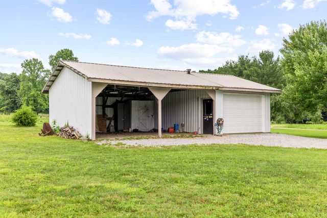 23 Astor Lane, Crab Orchard, KY 40419