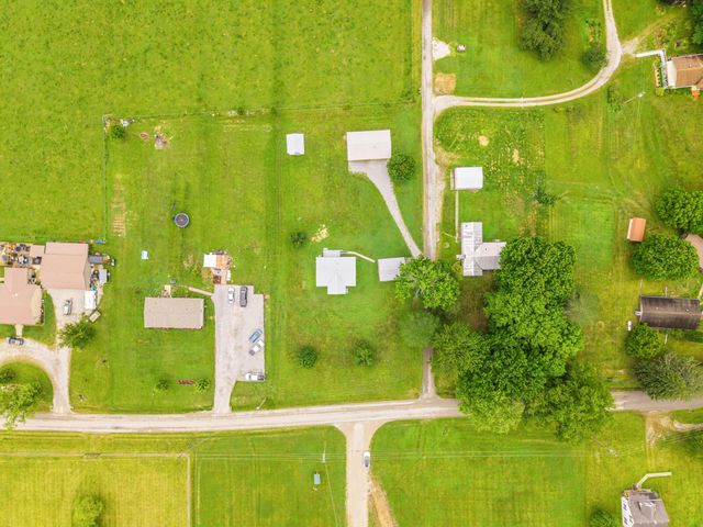 23 Astor Lane, Crab Orchard, KY 40419