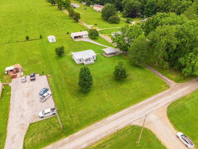 23 Astor Lane, Crab Orchard, KY 40419