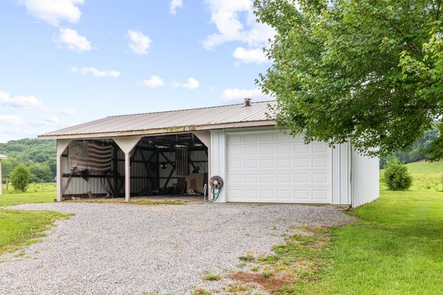 23 Astor Lane, Crab Orchard, KY 40419