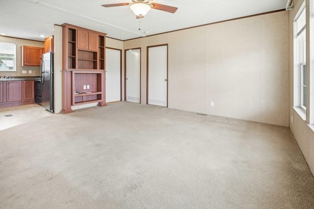 23 Astor Lane, Crab Orchard, KY 40419