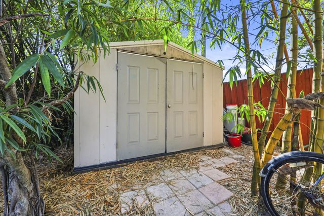 112 San Juan Drive, Palm Springs, FL 33461