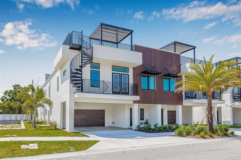 8631 5TH STREET NORTH, St Petersburg, FL 33702