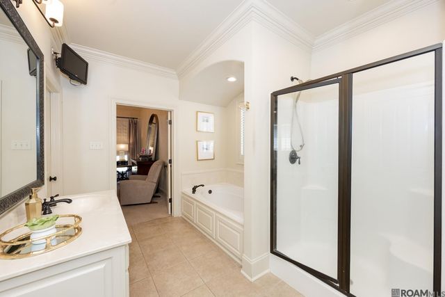 9535 Magnolia Crossing Dr, Greenwell Springs, LA 70739