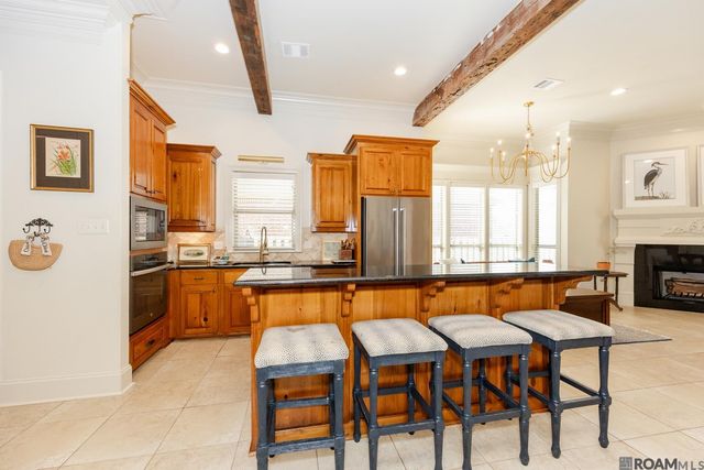 9535 Magnolia Crossing Dr, Greenwell Springs, LA 70739