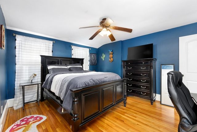 29 Waldo St, New Bedford, MA 02745