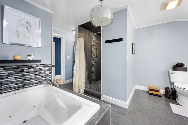 29 Waldo St, New Bedford, MA 02745