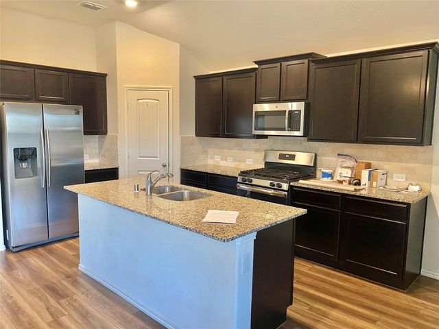 448 Saguaro Drive, Fort Worth, TX 76052