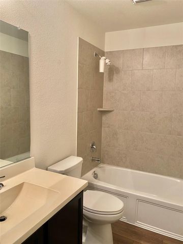 448 Saguaro Drive, Fort Worth, TX 76052