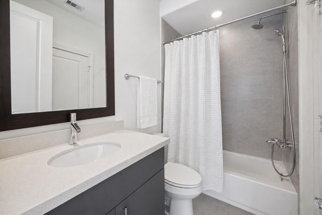 2714 Harvard Street, Houston, TX 77008