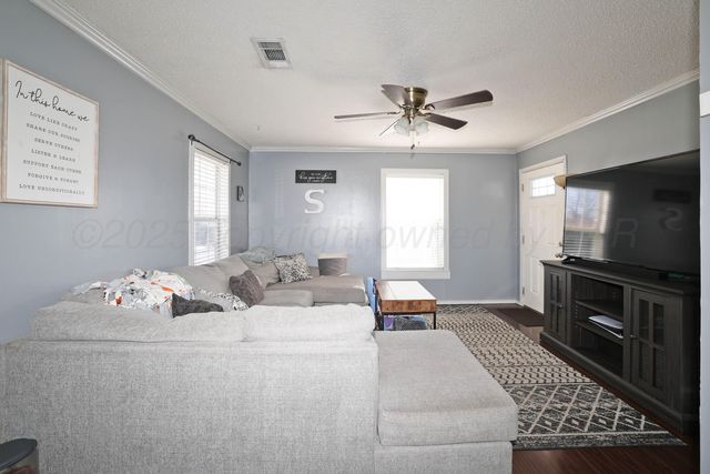 934 Elmore Street, Borger, TX 79007