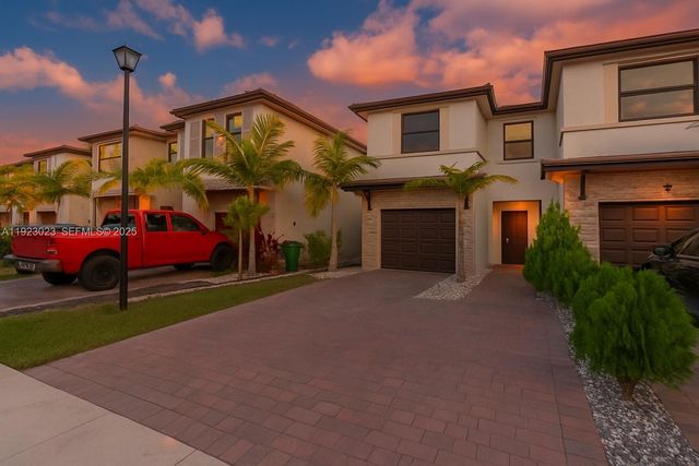 25447 SW 109th Ave, Homestead, FL 33032