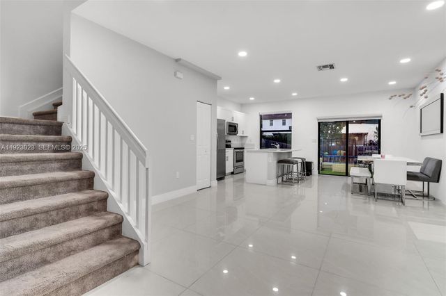 25447 SW 109th Ave, Homestead, FL 33032