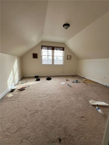 140 Lake View Road, Cranston, RI 02920