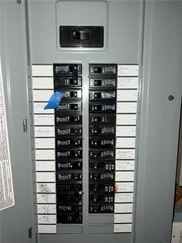 140 Lake View Road, Cranston, RI 02920