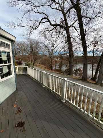 140 Lake View Road, Cranston, RI 02920