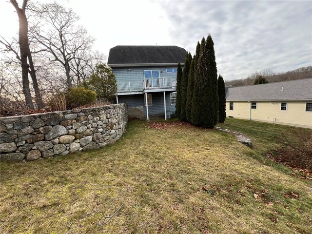 140 Lake View Road, Cranston, RI 02920