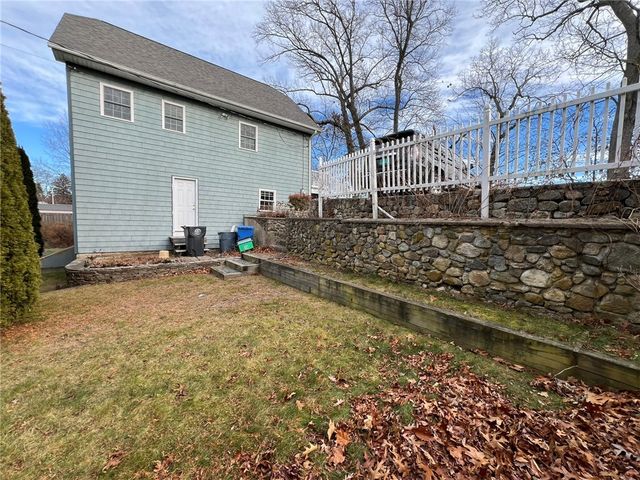 140 Lake View Road, Cranston, RI 02920