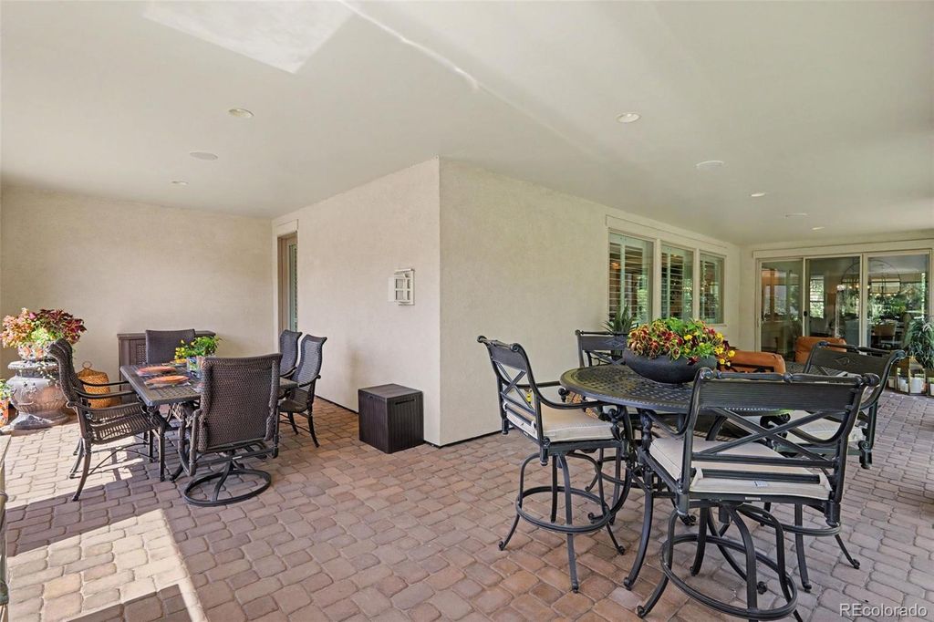 Image 10 of property listing at 9496 Winding Hill Way, Lone Tree, CO 80124