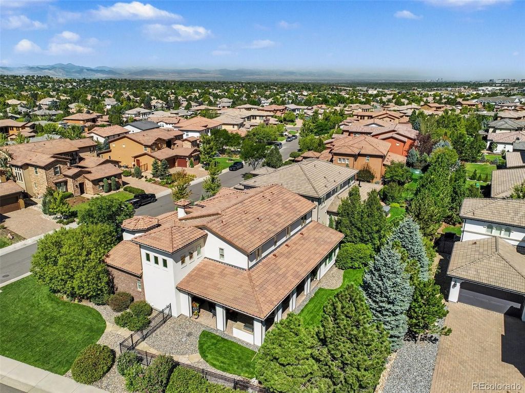 Image 13 of property listing at 9496 Winding Hill Way, Lone Tree, CO 80124