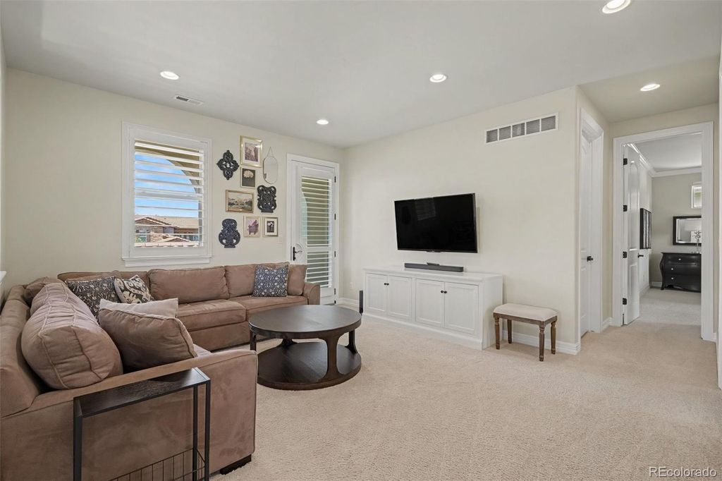 Image 24 of property listing at 9496 Winding Hill Way, Lone Tree, CO 80124