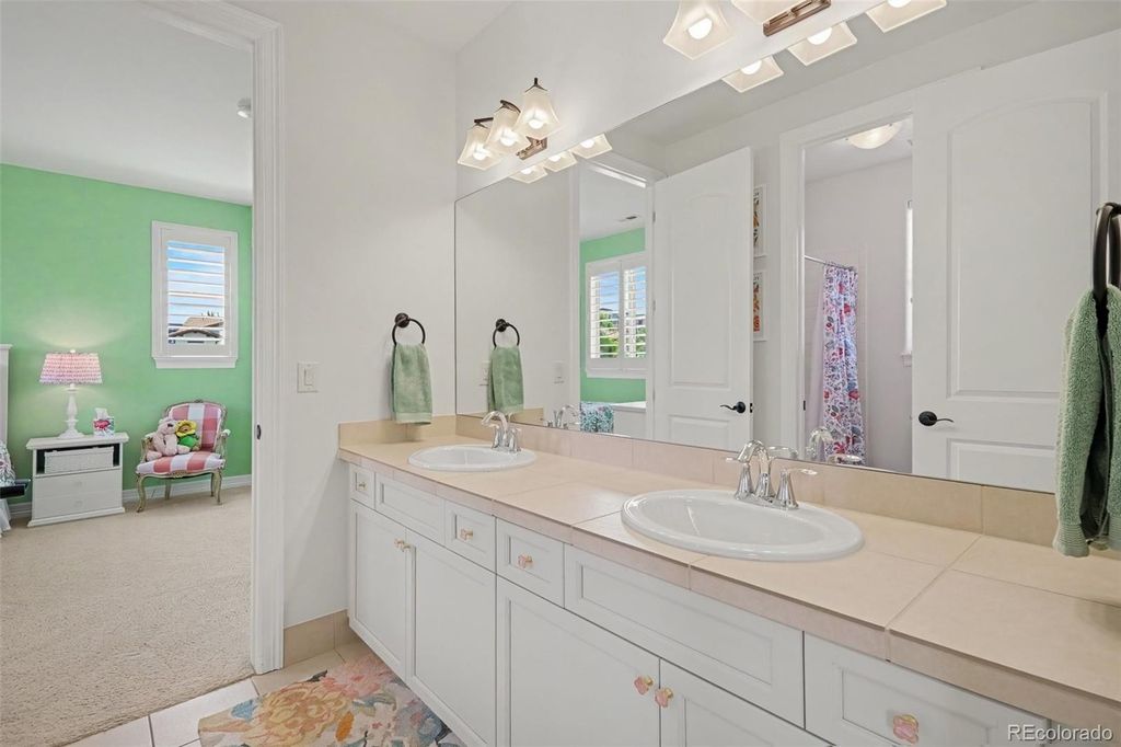 Image 30 of property listing at 9496 Winding Hill Way, Lone Tree, CO 80124