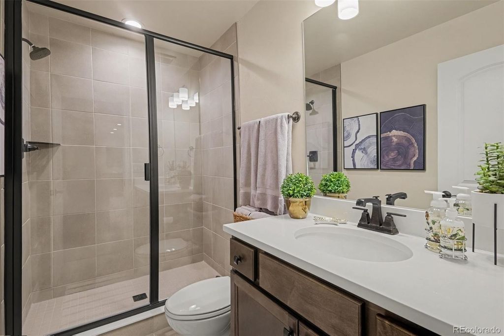 Image 38 of property listing at 9496 Winding Hill Way, Lone Tree, CO 80124