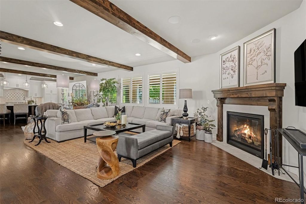 Image 6 of property listing at 9496 Winding Hill Way, Lone Tree, CO 80124
