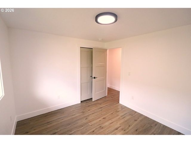 77 SHADY Loop, Springfield, OR 97477