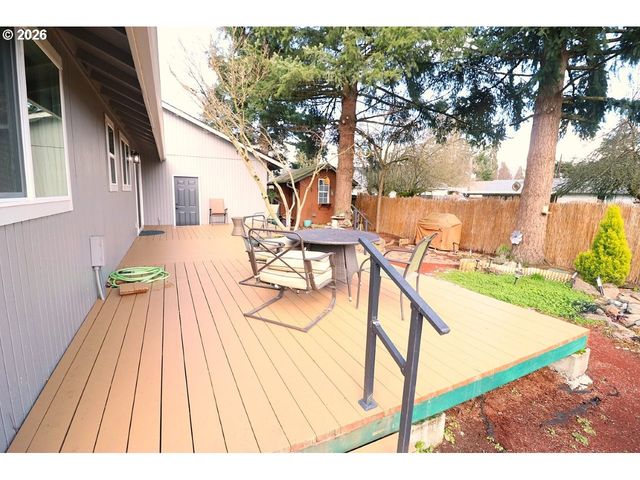 77 SHADY Loop, Springfield, OR 97477