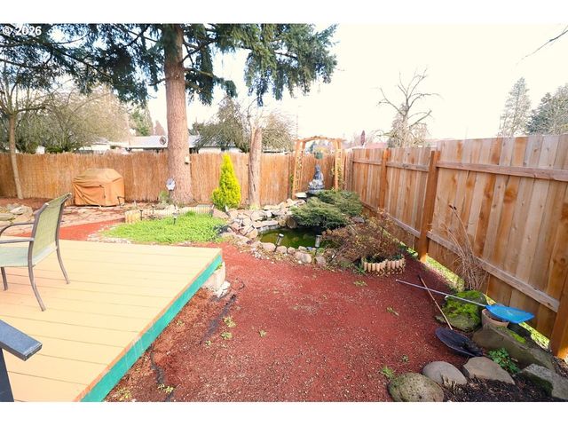 77 SHADY Loop, Springfield, OR 97477