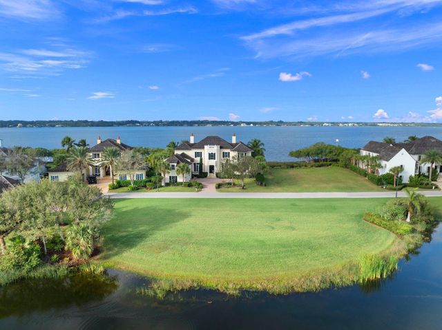 9250 W Marsh Island Drive, Vero Beach, FL 32963